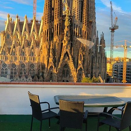 Absolute Sagrada Familia Apartment Barcelona Exterior foto