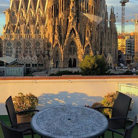 Absolute Sagrada Familia Apartment Barcelona Exterior foto